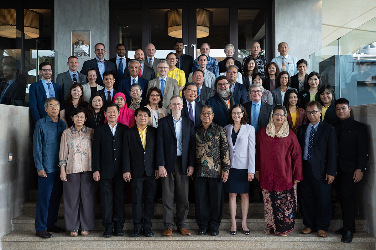 Group photo from the 2019 multilateral biosecurity dialogue on biosecurity